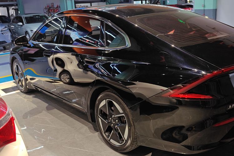 五菱汽车 五菱星光 2024款 共创版 510 进阶型车身外观6003