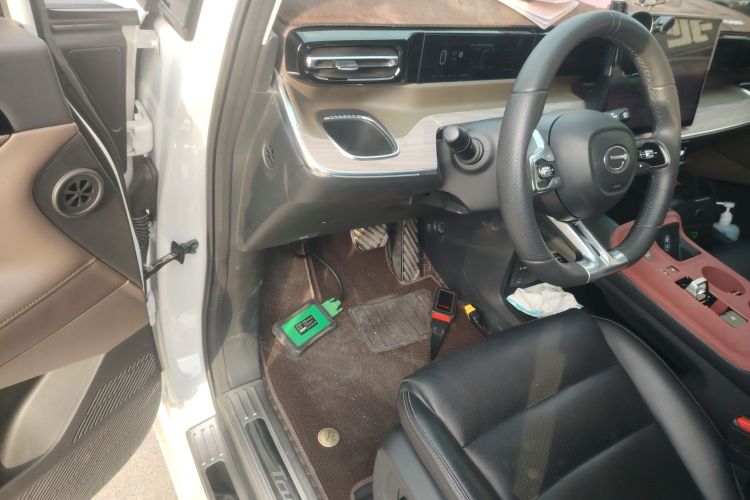 广汽传祺 传祺E8新能源 2024款 150km MAX中控内饰7003