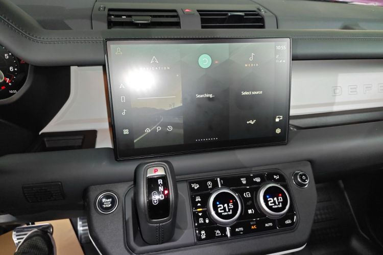 路虎卫士 2024款 110 3.0T P400 X-DYNAMIC HSE局部细节16