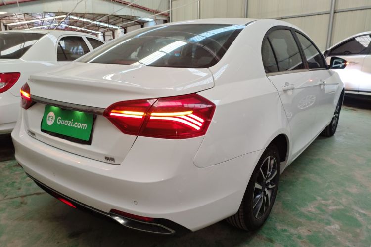 吉利汽车 帝豪 2019款 领军版 1.5L 手动向上互联型 国VI车身外观7