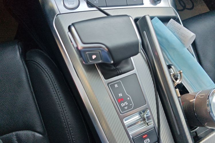 奥迪A6L 2020款 45 TFSI 臻选致雅型局部细节18