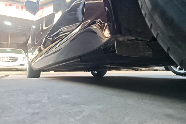 捷豹XFL 2020款 XFL 2.0T P200 两驱精英版局部细节9002