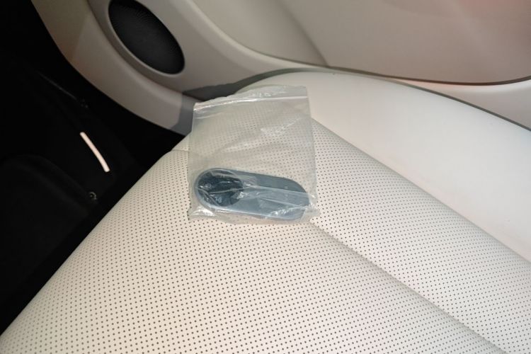 鸿蒙智行 智界R7 2025款 增程 251km Max中控内饰11