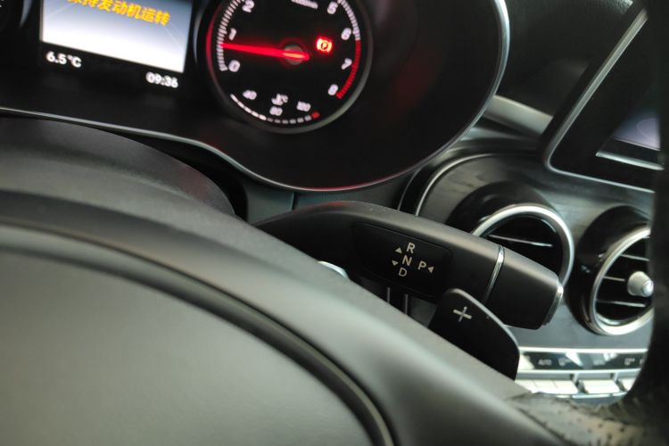 奔驰C级 2018款 C 200 L 运动版局部细节18