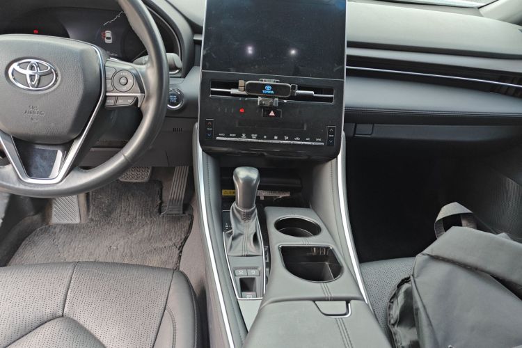 丰田 亚洲龙 2022款 2.0L 豪华版中控内饰18