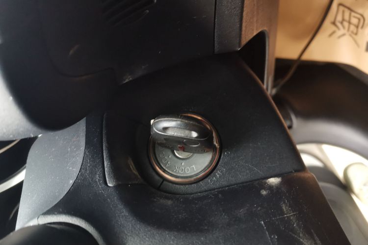 三菱 翼神 2014款 竞速版 1.8L CVT舒适型中控内饰7001