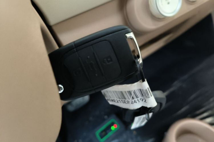 五菱汽车 宏光MINIEV 2025款 四门版 进阶款中控内饰11