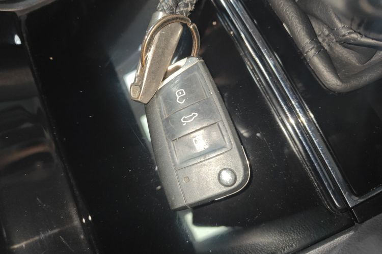 斯柯达 柯迪亚克 2018款 TSI380 7座四驱旗舰版中控内饰7001