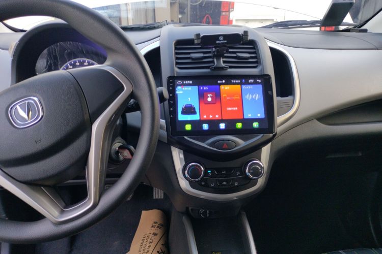 长安欧尚 奔奔E-Star 2021款 国民版 心怡版（快充版）磷酸铁锂（31.18kWh）中控内饰16