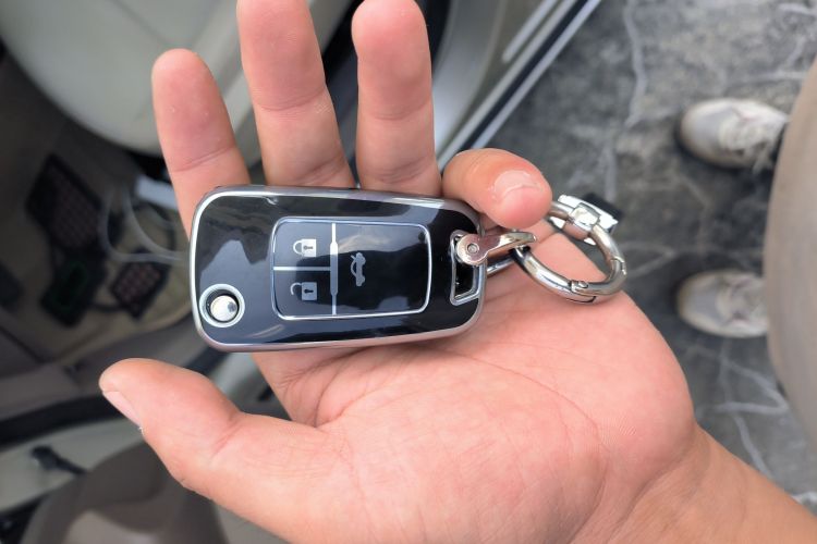 别克 英朗 2013款 GT 1.6L 自动时尚版中控内饰7001