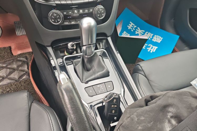标致508 2013款 2.0L 两周年纪念 自动智享版局部细节18