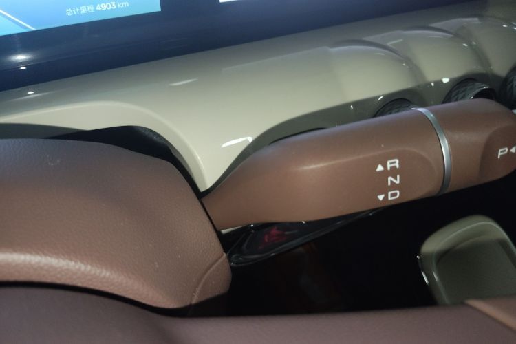 五菱汽车 五菱缤果 2025款 333km 灵犀互联款中控内饰18