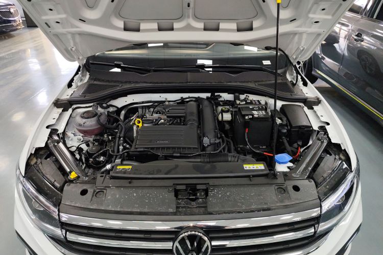 大众 宝来 2025款 改款 200TSI DSG悦行PRO版机舱底盘24