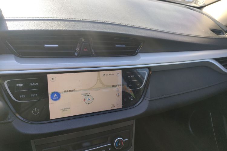 吉利汽车 帝豪 2018款 1.5L CVT向上互联版中控内饰16