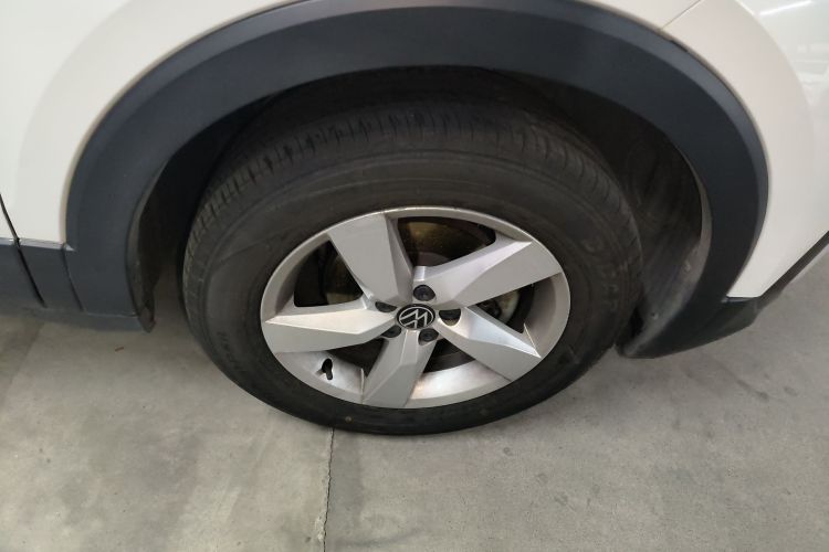 大众 途铠 2023款 1.5L 自动风尚版车身外观6008