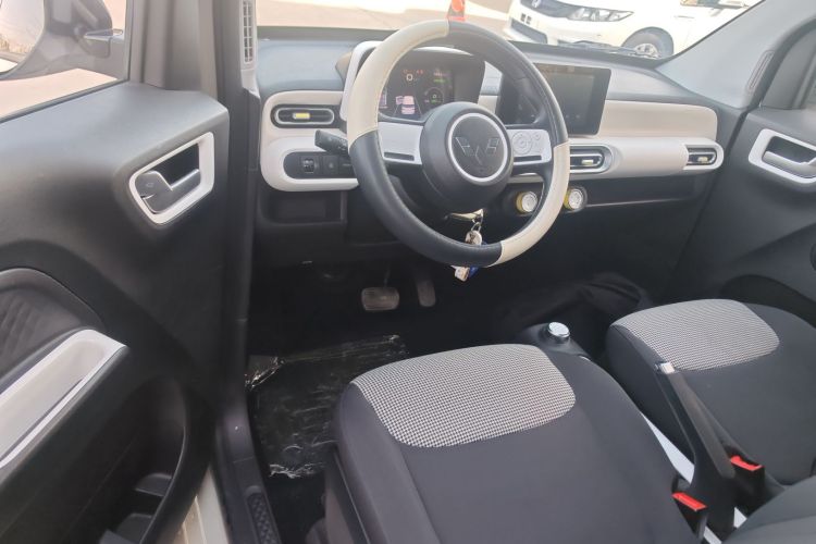 五菱汽车 宏光MINIEV 2024款 第三代 215km 进阶版中控内饰20