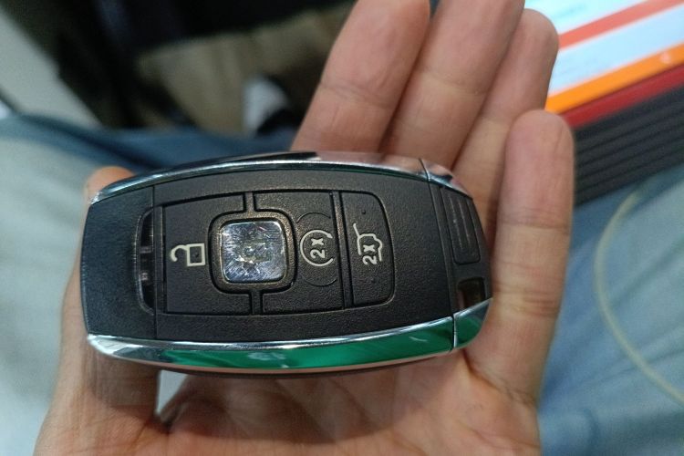 林肯MKC 2019款 2.0T 两驱尊雅版 国VI中控内饰11