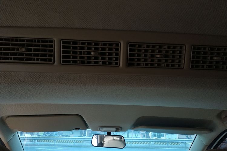 五菱汽车 五菱宏光 2021款 1.5L改款 S标准型 液压助力LAR中控内饰22