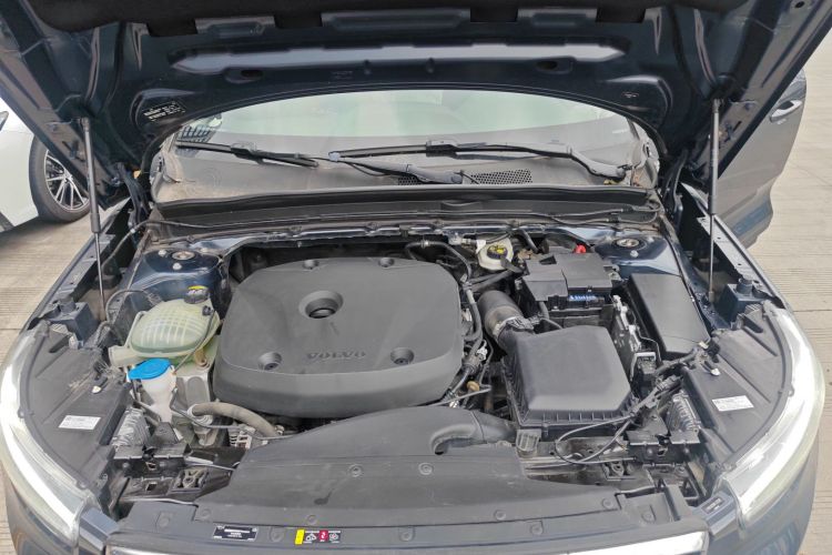 沃尔沃XC40 2021款 T4 四驱智行时尚版局部细节24