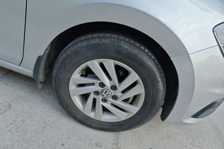 大众 桑塔纳 2019款 1.5L 自动风尚版 国VI车身外观10