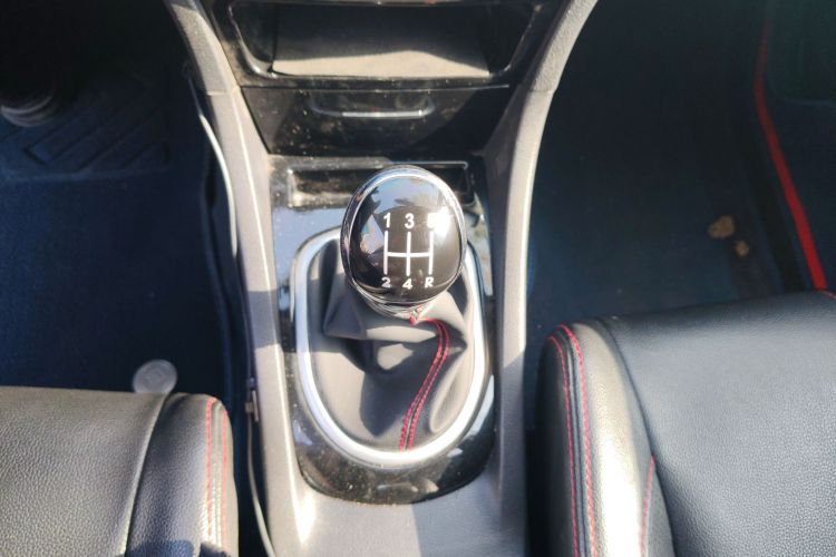 长城C50 2012款 1.5T 手动精英型局部细节18