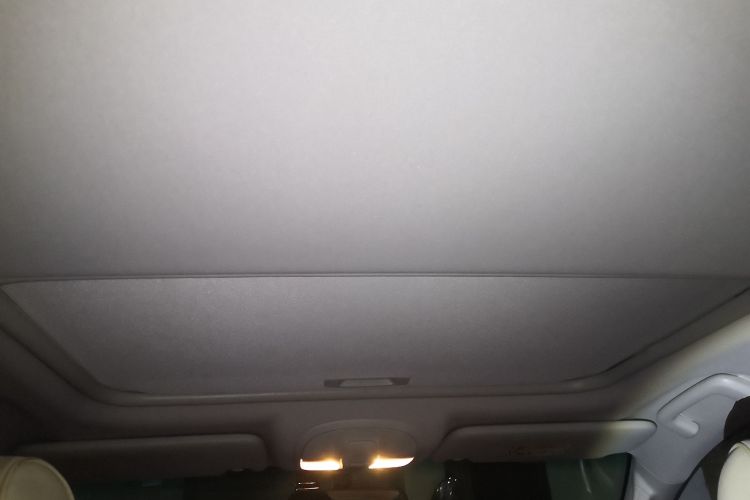 三菱 帕杰罗(进口) 2019款 3.0L 自动标准版中控内饰22