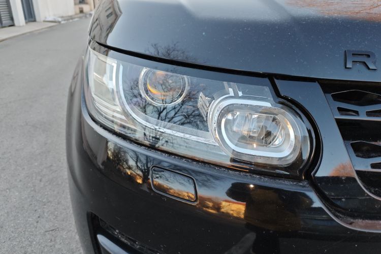 路虎 揽胜运动版 2017款 3.0 SC V6 HSE DYNAMIC车身外观8