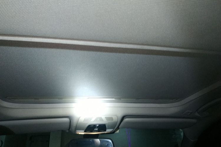 宝马3系 2014款 320Li 豪华设计套装局部细节22