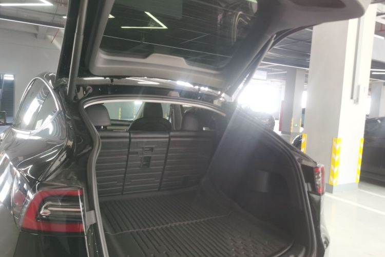特斯拉 Model Y 2022款 改款 后轮驱动版局部细节23