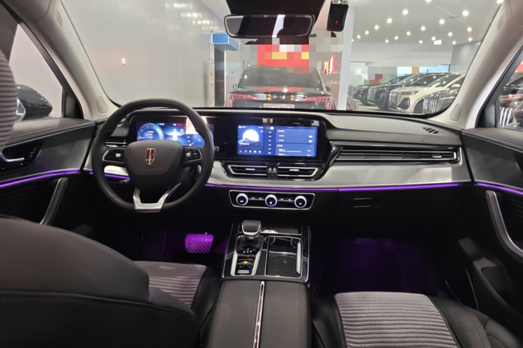 红旗HS5 2023款 2.0T 旗享Pro版中控内饰7002