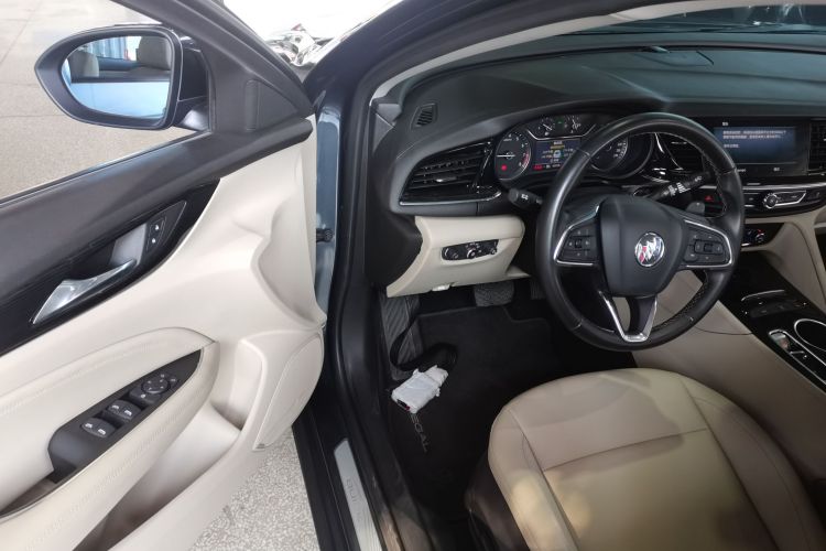 别克 君威 2020款 552T 精英型中控内饰20