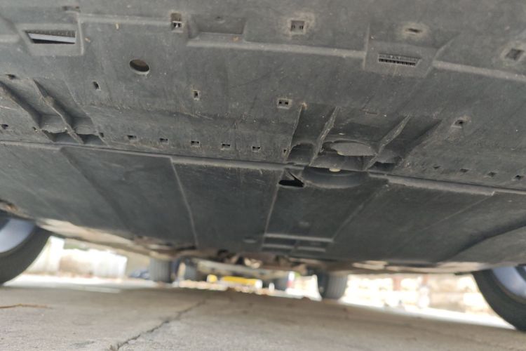 奇瑞 艾瑞泽GX 2019款 Pro 1.5T CVT型色版 国VI局部细节9008