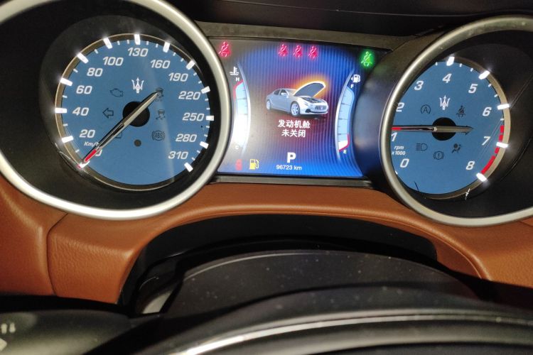 玛莎拉蒂 Ghibli 2014款 3.0T 标准版中控内饰15