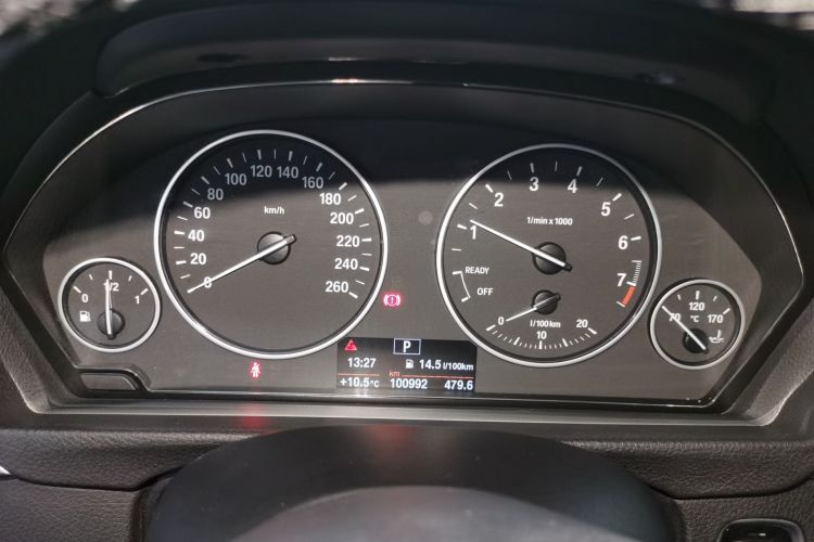 宝马3系 2017款 320Li 时尚型中控内饰14