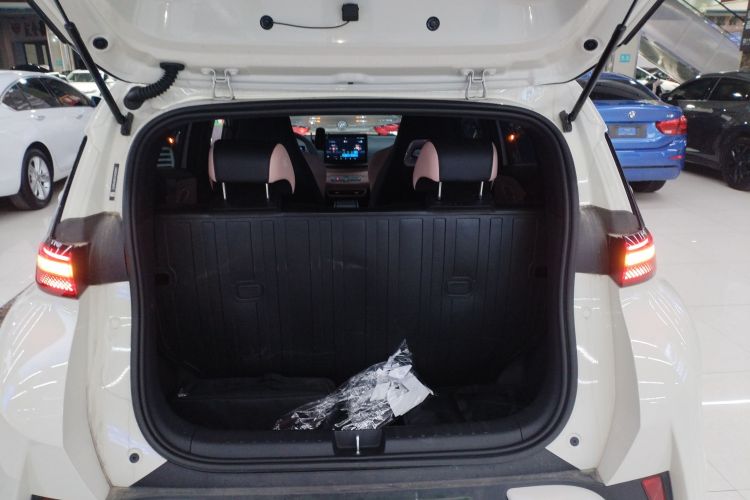 比亚迪 海鸥 2025款 智驾版 405km 自在版机舱底盘23