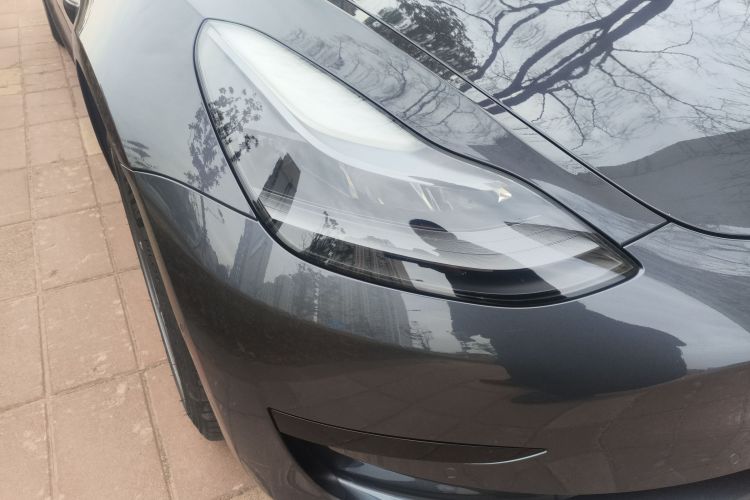 特斯拉 Model 3 2022款 后轮驱动版车身外观8