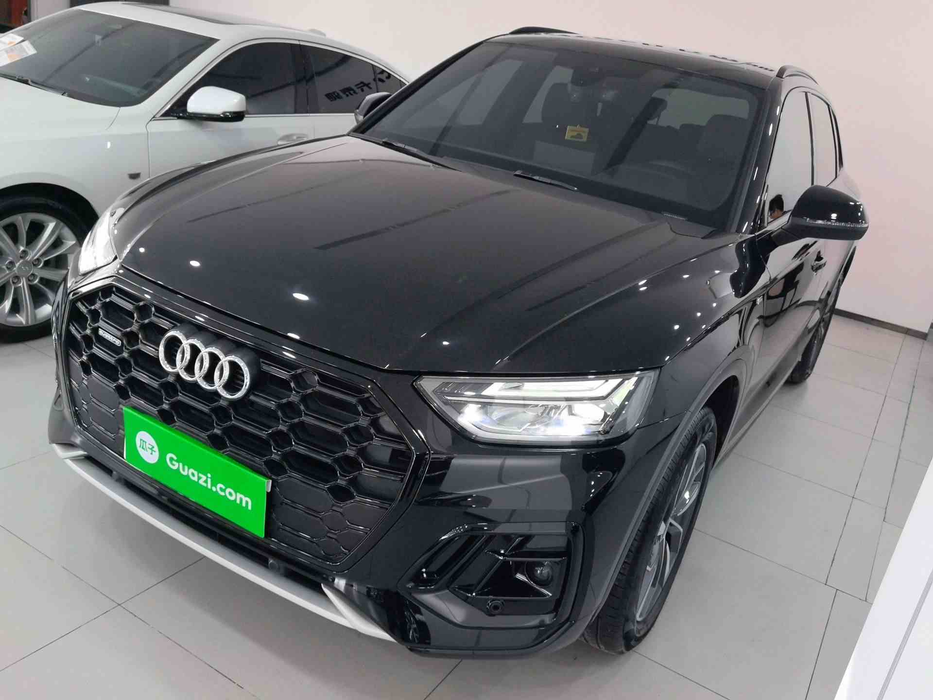 奥迪Q5L 2024款 40 TFSI 豪华动感型(2)