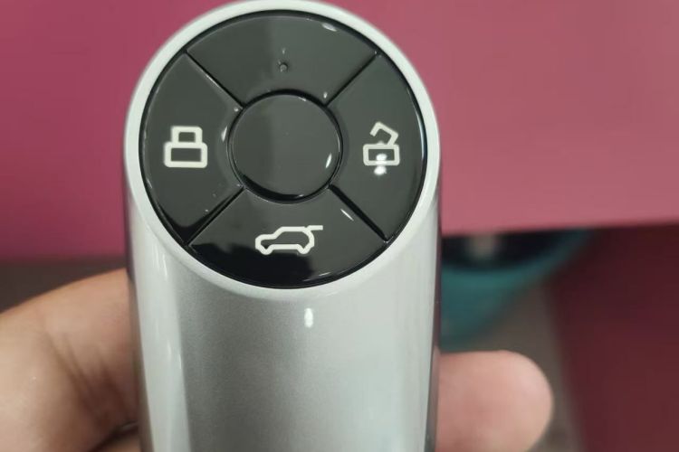 欧拉好猫 2022款 莫兰迪版 400km标准续航 尊贵型 磷酸铁锂中控内饰11