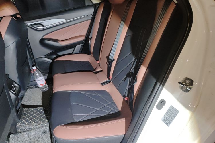 长安 逸动 2023款 畅享版 PLUS 蓝鲸NE 1.4T GDI DCT尊贵版中控内饰21