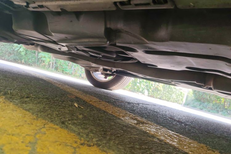 奔驰GLE 2016款 GLE 320 4MATIC 动感型局部细节9002