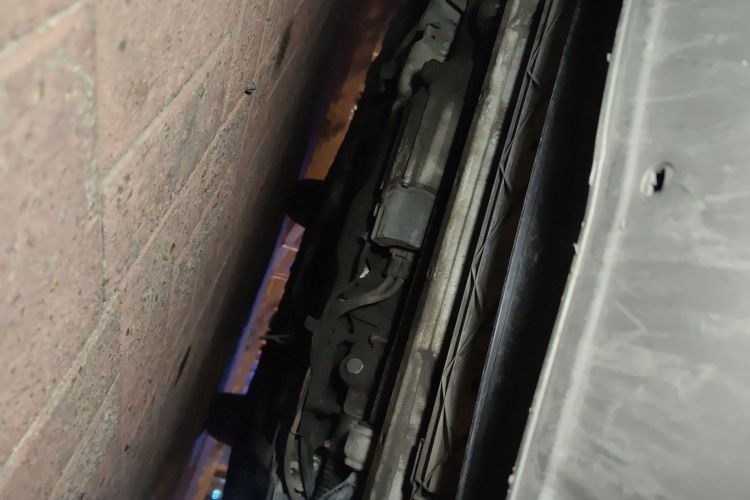 宝马5系(进口) 2011款 535i 领先运动型局部细节9008