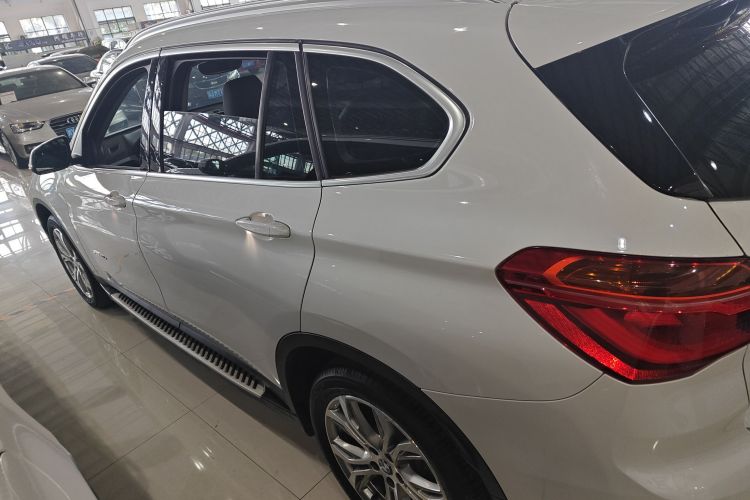 宝马X1 2018款 sDrive20Li 领先型车身外观4