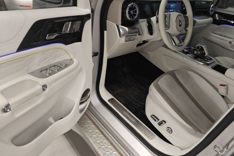 超境汽车 共创坦克300 2021款 2.0T 赛博坦克中控内饰7002