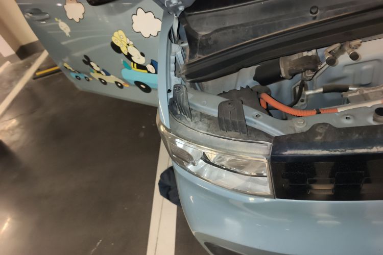 五菱汽车 宏光MINIEV 2021款 马卡龙时尚款 三元锂车身外观8