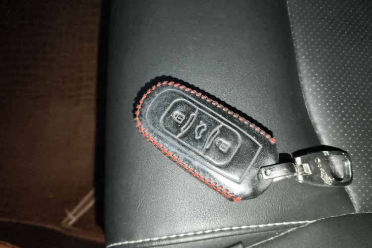 吉利汽车 帝豪 2018款 1.5L CVT向上互联版中控内饰7001