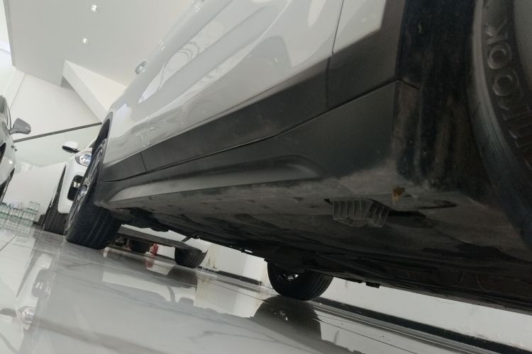 宝马X1 2021款 改款 sDrive25Li 领先型机舱底盘29