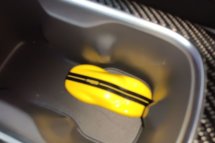 小米汽车 小米SU7 Ultra 2025款 Ultra中控内饰7001