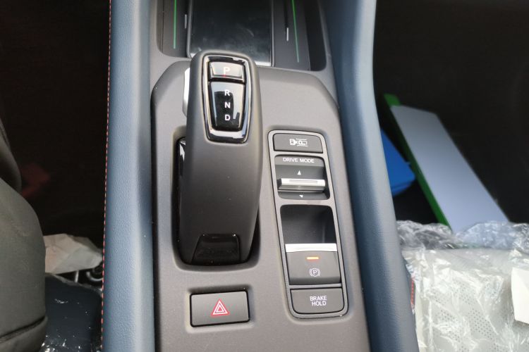 灵悉L 2024款 头号玩家版中控内饰18