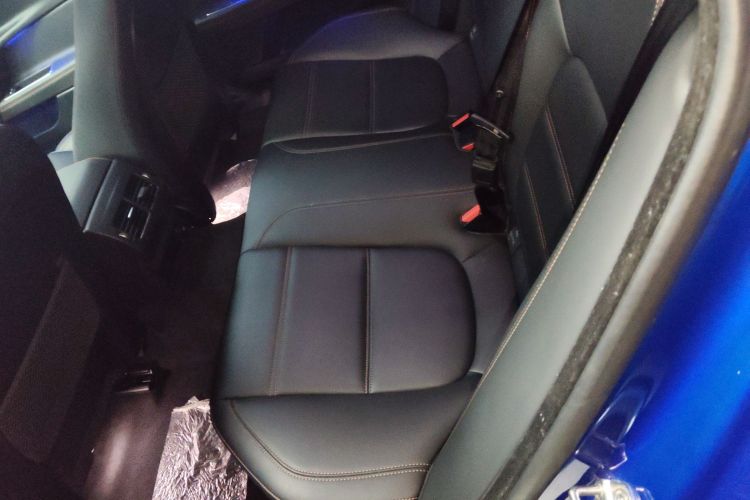 捷豹XEL 2019款 2.0T 200PS 尊享版中控内饰21