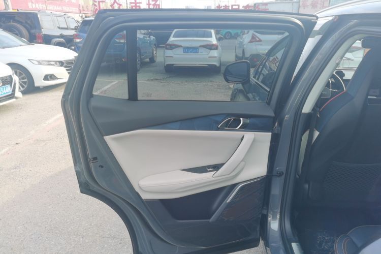 领克06 2020款 1.5T 耀Halo中控内饰49